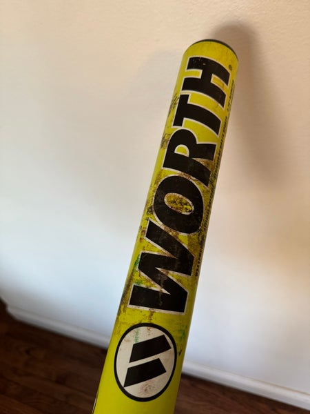 Worth Bedlam Bat (-8) 26 oz 34" (Used)