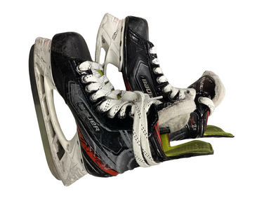 Used Bauer VAPOR X2.9 Junior Hockey Skate Junior 04 11613-S000166297