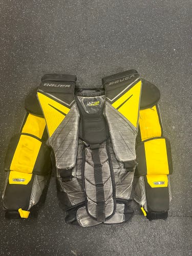 XL 2022 Bauer Supreme UltraSonic Goalie Chest Protector (Used)
