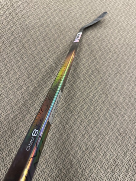 Senior CCM JetSpeed FT8 Pro Right Handed Hockey Stick P29 (New) 75 Flex