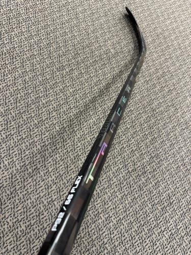 Intermediate Bauer Nexus Tracer Right Handed Hockey Stick P92 (New) 65 Flex