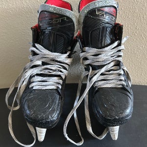 2022 Bauer Vapor 3X Hockey Skates Regular Width Size 4 (Used)