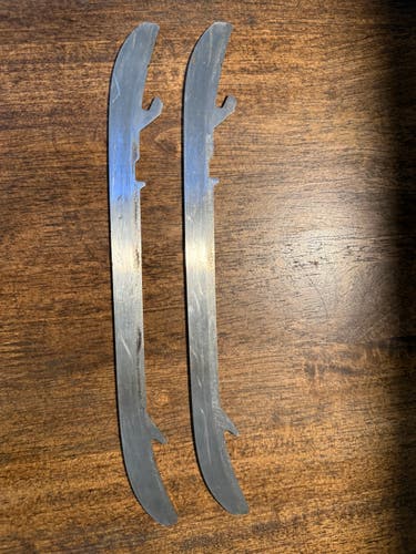 BAUER LS2 STEEL RUNNERS SIZE 272mm USED