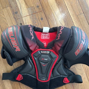Large Junior Bauer Vapor Shift Pro Shoulder Pads (Used)