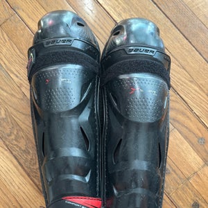 Junior Bauer 12" Shin Pads (Used)