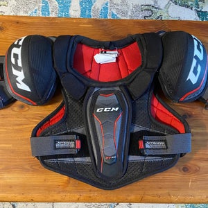 Small Junior CCM Jetspeed Ft370 Shoulder Pads (Used)