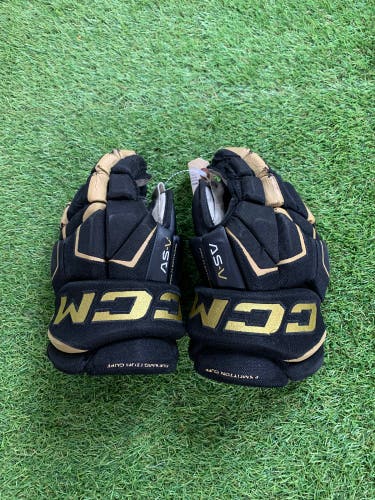 Black Senior CCM Tacks AS-V Gloves 13" (Used)