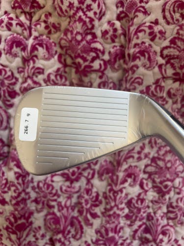 Men's New Level Brand New 2025
 7 Iron Left Hand Regular Flex Steel Shaft (New). Custom shaft +1.5in