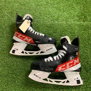 Intermediate CCM JetSpeed FT4 Hockey Skates Regular Width 6.5 (Used)