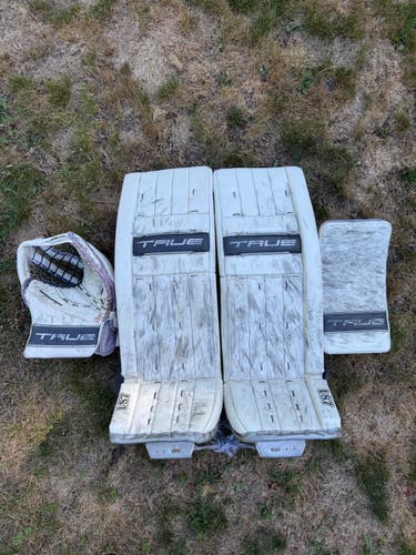 True Custom L87 Regular Goalie Full Set (Used) 33+1