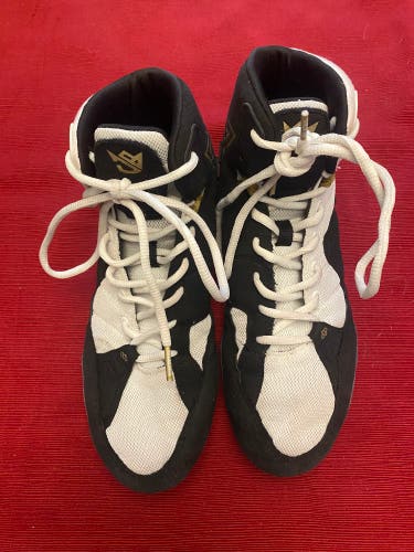 (Used)Rudis Jordan Burrough JB1 Men’s Size 9 Wrestling Show