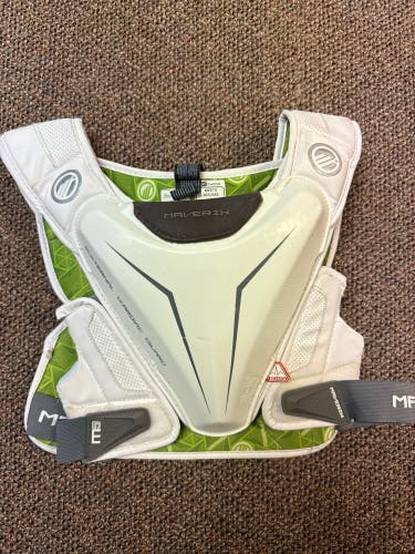 Large Adult Maverik M5 Shoulder Pads (Used)