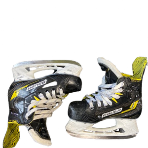 Used Bauer Junior Hockey Skate Junior 01.5 11472-S000142916