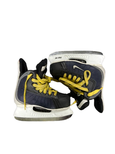 Used Nike Junior Hockey Skate Junior 01 11472-S000142911