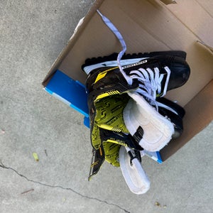 Size 3EE Bauer Supreme M4 Hockey Skates