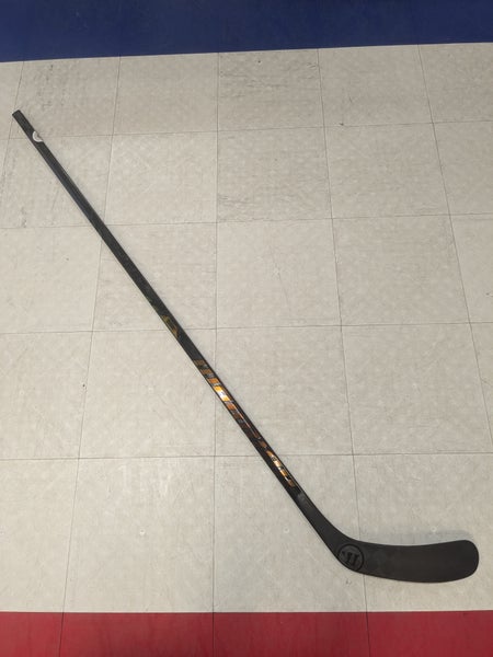 Intermediate Warrior Covert QR6 Pro Right Handed Hockey Stick, W03 curve, 65 flex (New)