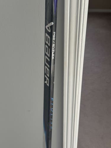 Senior Bauer Vapor FlyLite Left Hand Hockey Stick P92 (Used)
