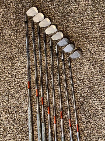Men's 2023 Mizuno JPX 923 Tour Right Handed Iron Set Stiff Flex Steel Shaft (Used)