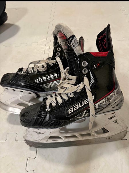 2023 Bauer Vapor 3X Hockey Skates 6.5 (Used)