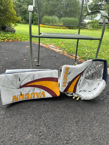 Vaughn V10 Pro Carbon Regular Pro Stock (Used)