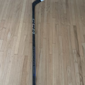 Senior CCM RibCor Trigger 9 Pro Right Handed Hockey Stick P28  (Used)