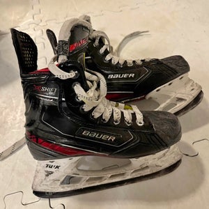 2023 Bauer Vapor X Shift Pro Hockey Skates Regular Width Size 3.5 (Used)
