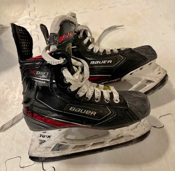 2023 Bauer Vapor X Shift Pro Hockey Skates Regular Width Size 3.5 (Used)