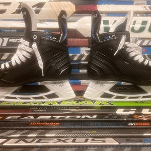 Vladimir tarasenko Skates signed and worn