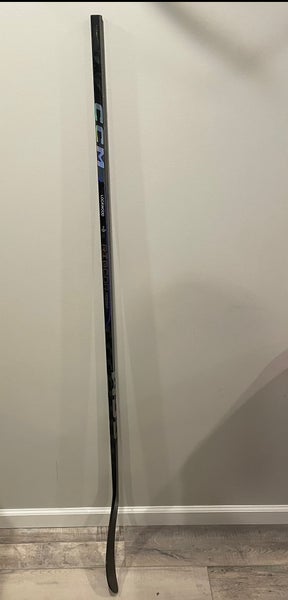 Senior CCM RibCor Trigger 9 Pro Right Handed Hockey Stick P28M (Used)