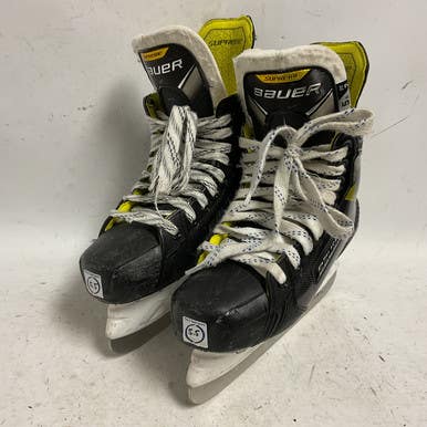 Used Bauer SUPREME 3S Intermediate Hockey Skate White/Black/Yellow Intermediate 5.5 11855-S000189657