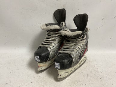 Used Bauer VAPOR X3.0 Intermediate Hockey Skate Intermediate 3.5 11855-S000189642