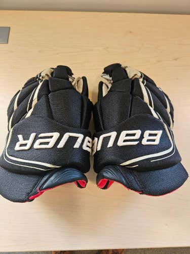 Western Michigan Bauer Vapor 1X Pro Lite Gloves 15" (Used)