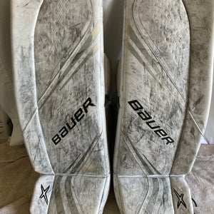 Intermediate Large Bauer Vapor 2X Goalie Leg Pads