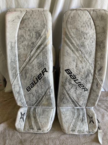 White Large Intermediate Bauer Vapor 2X Goalie Leg Pads (Used)