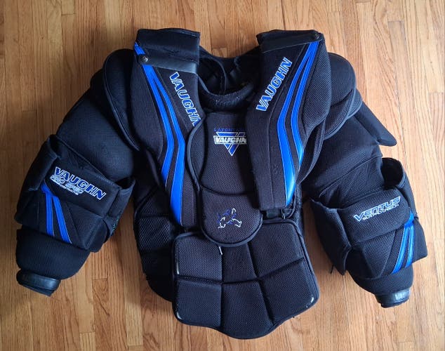 XL Senior Vaughn Ventus SLR Pro Carbon Goalie Chest Protector (Used)