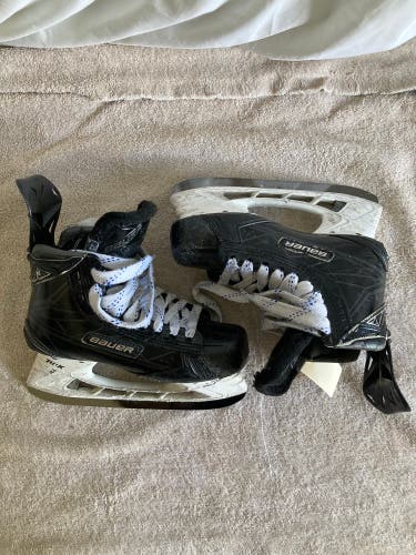 Bauer Supreme 1S Hockey Skates | Size 4