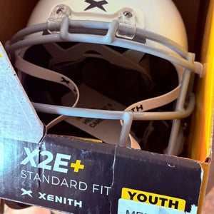 Medium Youth Xenith Helmet (New) football helmet