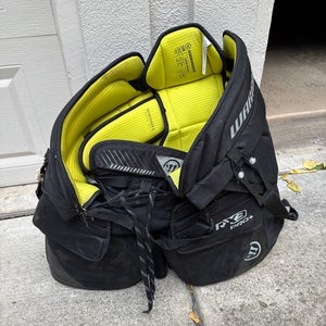 Senior Large Warrior Ritual X3E Hockey Goalie Pants (Used)
