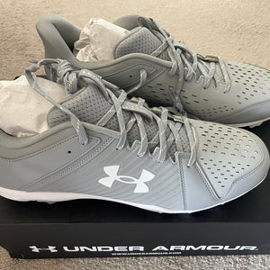 Gray Men's Size M 14.0 (W 15.0) Adult Under Armour Molded Cleats Cleats (New)