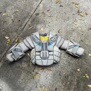 Medium Warrior Ritual G5 Goalie Chest Protector (Used)
