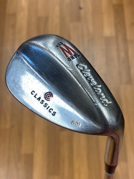 Cleveland 691 Classic RTG Right Handed Wedge Regular Flex 55 Degree Steel Shaft