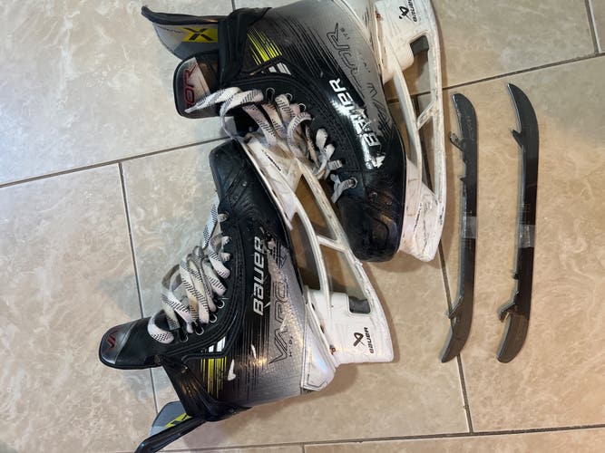 Hyperlite 2 Skates Size 10 Fit 2 With 2 Sets of Blades