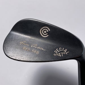 Cleveland 588 Black Melonite Wedge 47* Dynamic Gold Wedge Mens RH