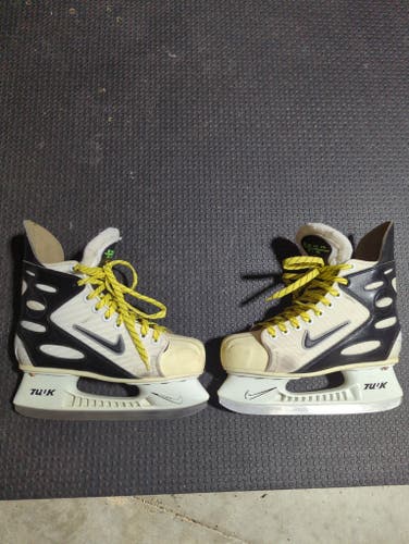 Nike Air Zoom Fedorov Hockey Skates Regular Width Size 6.5 (Used)
