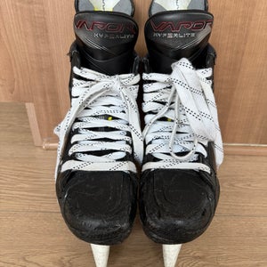 2024 Bauer Vapor Hyperlite 2 Hockey Skates Regular Width 8 (Used)