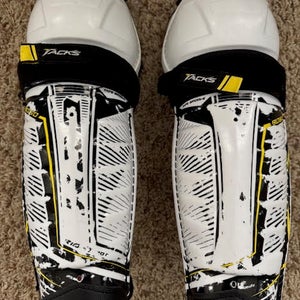 Junior CCM Tacks 9060 12" Shin Pads (Used)
