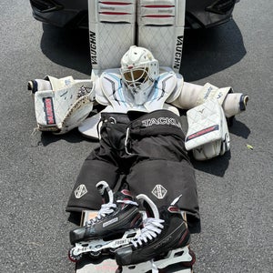 34" +2” Vaughn Velocity V6 Regular Goalie Full Set (Used)