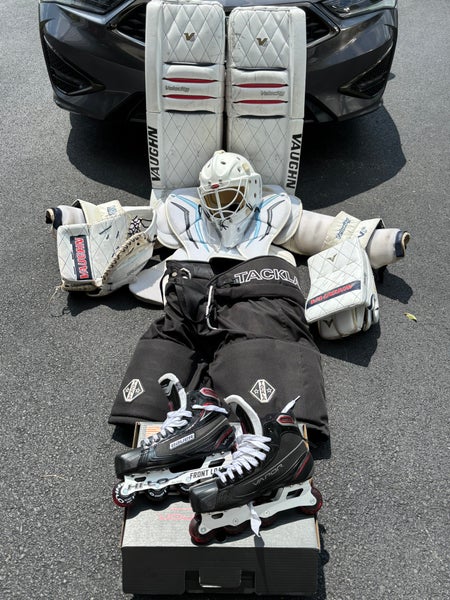 34" +2” Vaughn Velocity V6 Regular Goalie Full Set (Used)