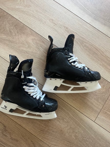 2023 Bauer Supreme Mach Hockey Skates Regular Width Pro Stock 8 (Used)