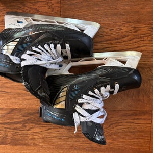 True TF7 Hockey Goalie Skates 10 (Used)